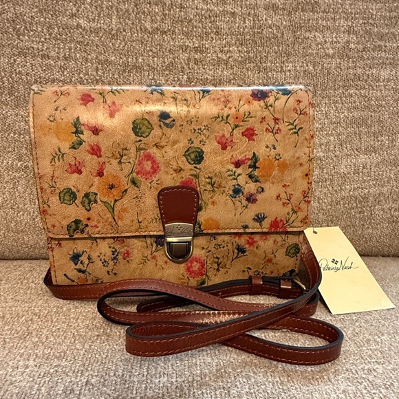 Patricia Nash Prairie Rose Floral Leather Crossbody Bag, Locri Purse, NWT - Picture 2 of 9